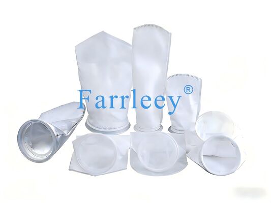 Calidad Bolsas filtrantes para galvanoplastia con material de polipropileno, fabricación sin aceite de silicona y anillo de acero inoxidable soldado con precisión para filtración química Fábrica